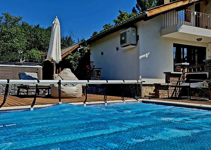 каза роза - Swiss Style Casa Rosa * Kjustendil